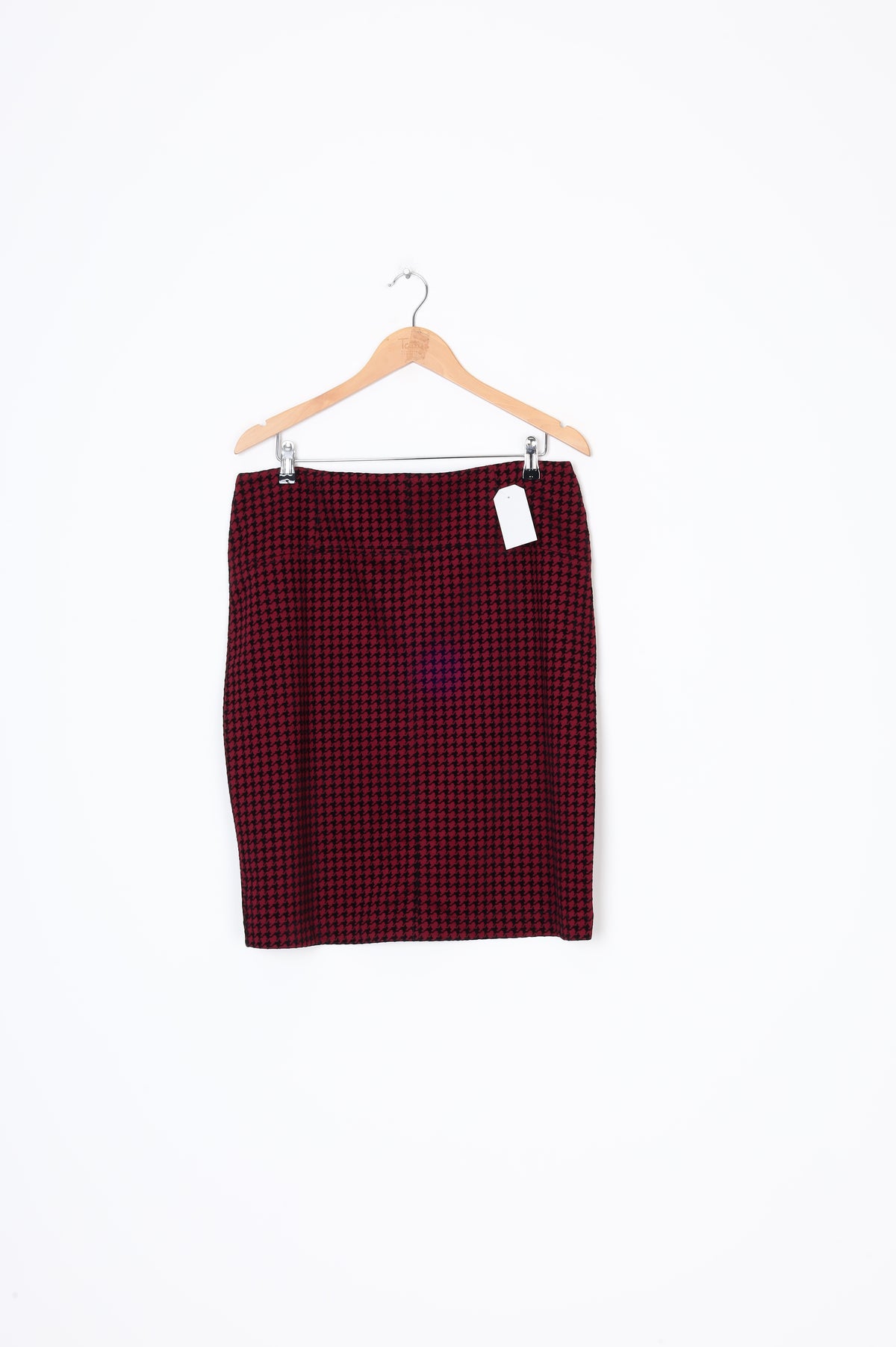 Vassalli  Womens Red Skirt Size 14