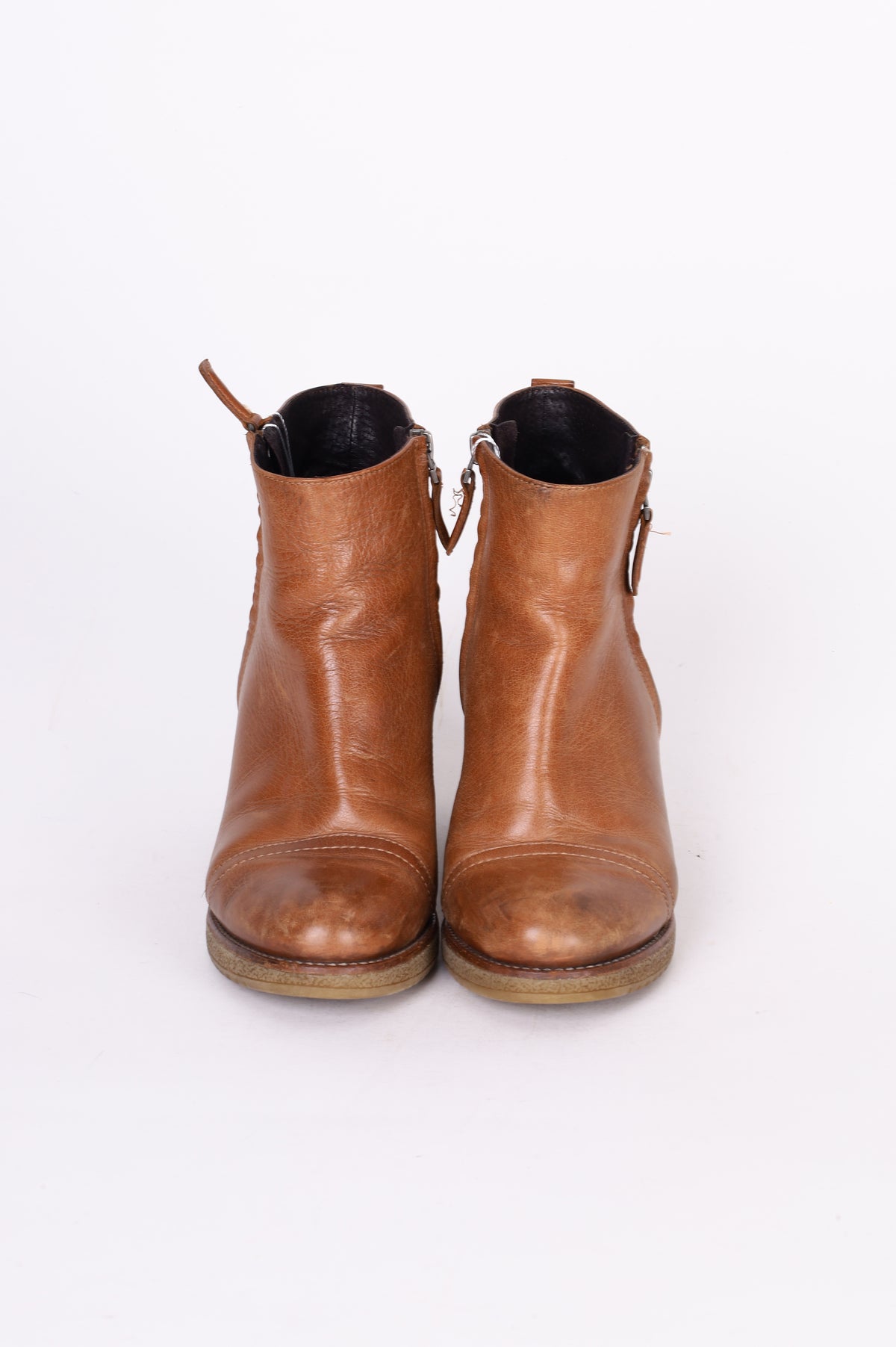 Briarwood Womens Brown Boots  Size EU 39