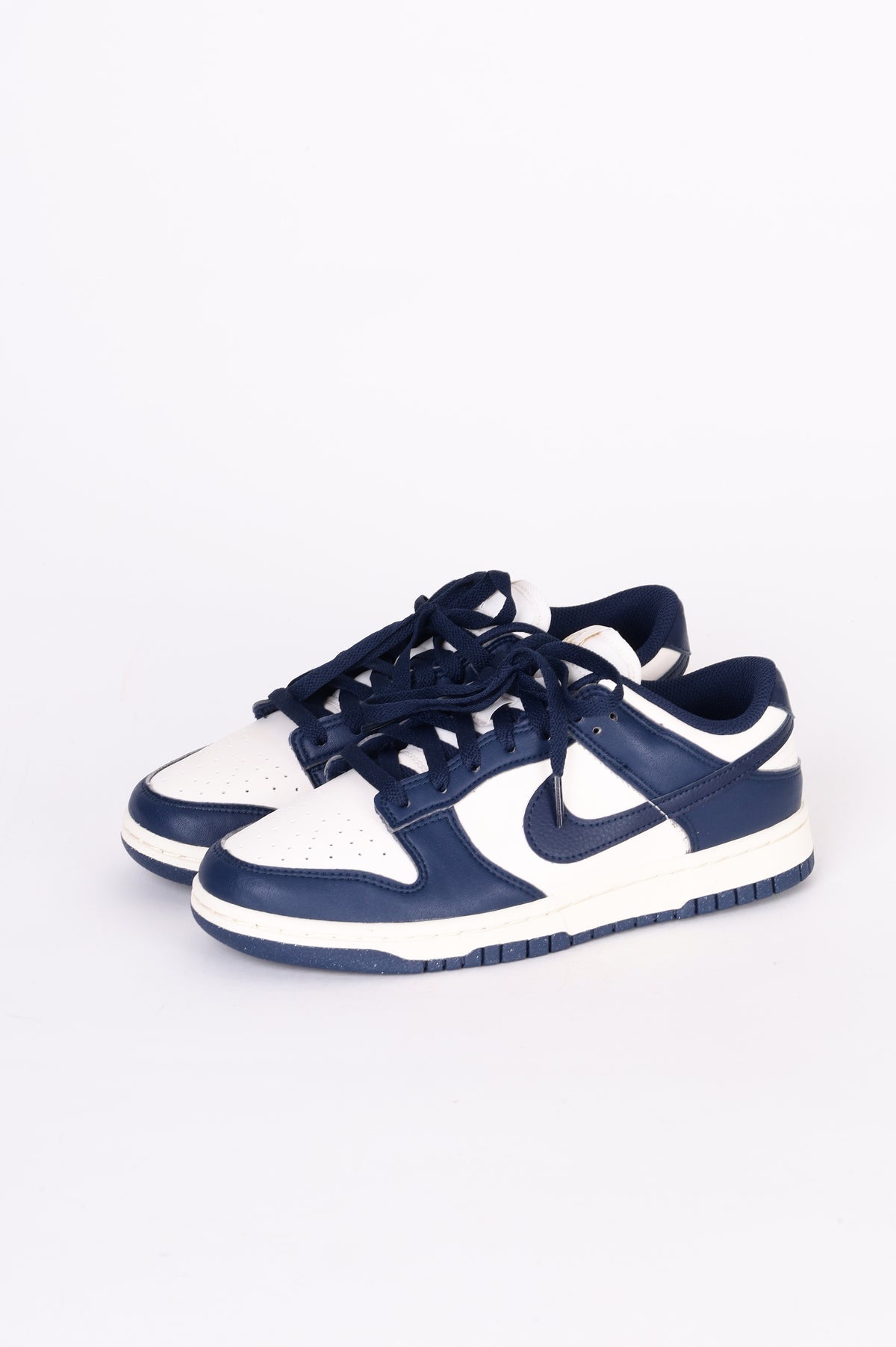 Nike Womens White Sneakers Size EU 39