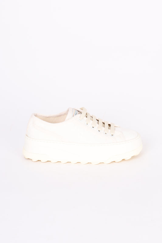 Gucci Womens Cream Sneakers Size EU 36