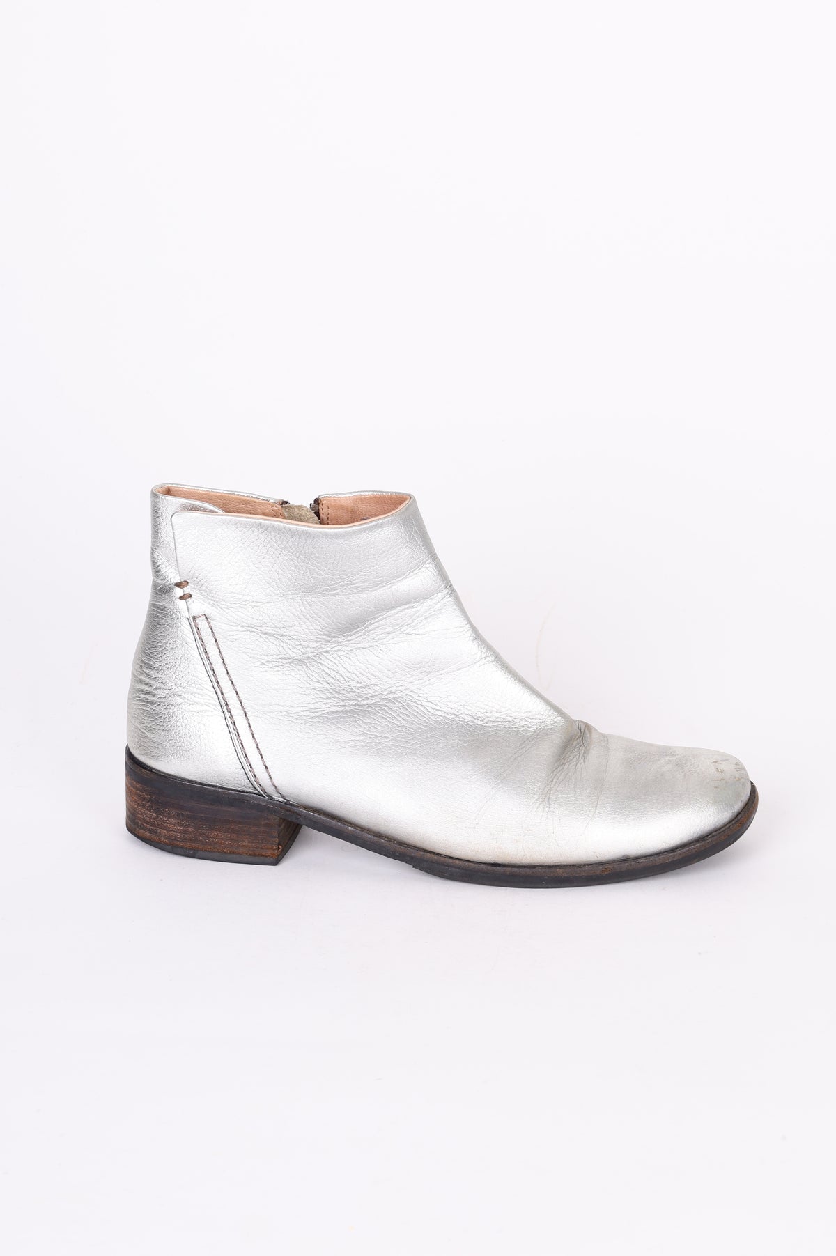 Yuko Imanishi Womens Metallic Boots  Size EU 41