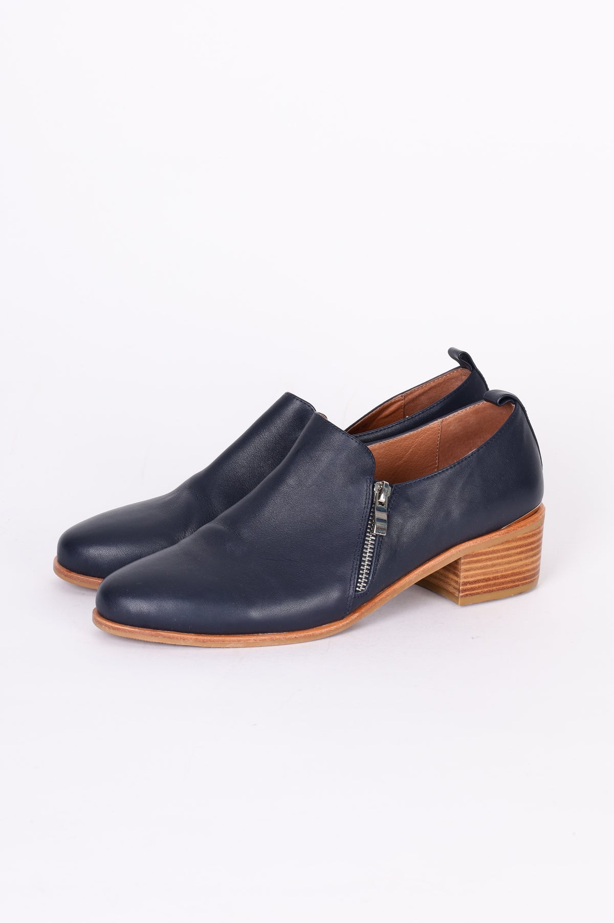 Isabella Anselmi Womens Blue Heels Size EU 42