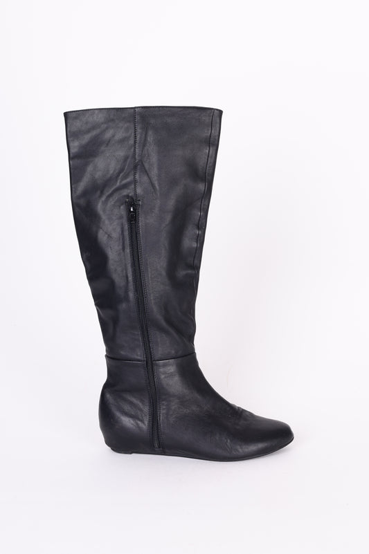 Mi Piaci Womens Black Boots  Size EU 40